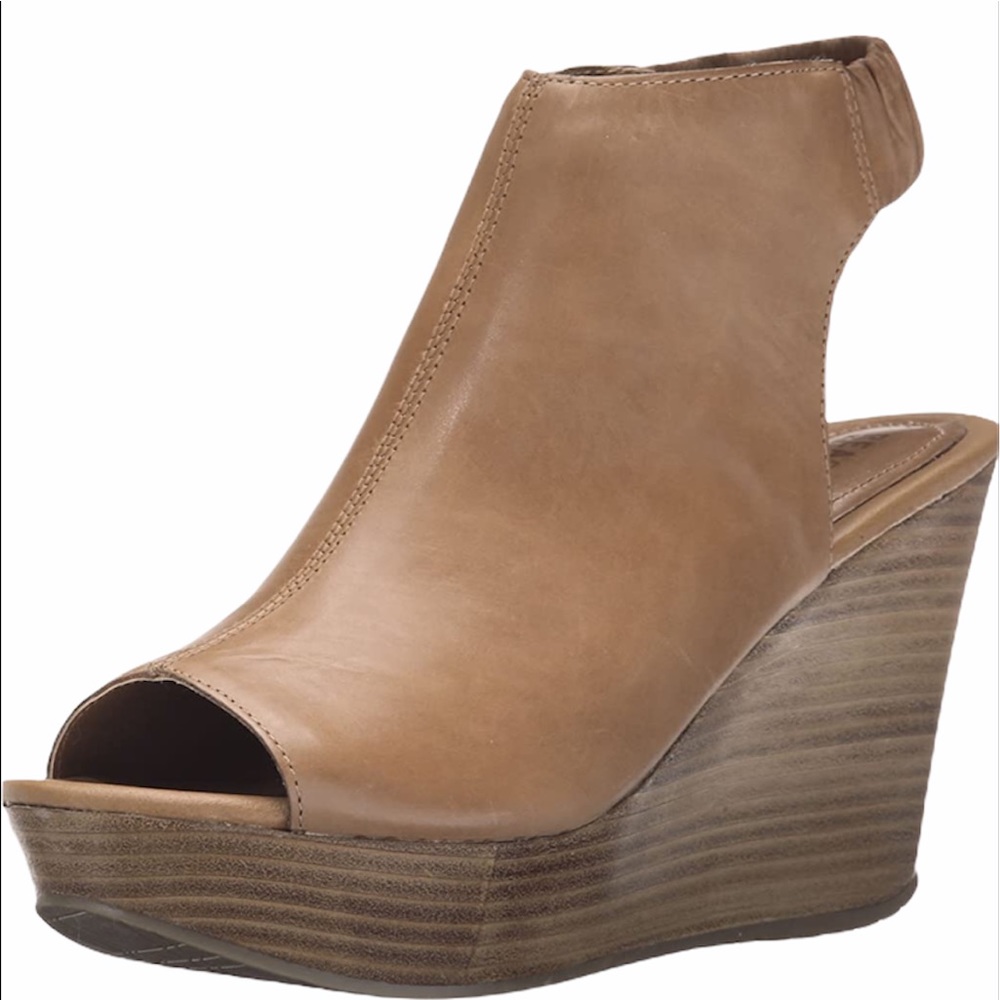 Kenneth Cole Reaction Sole Chick Leather Wedge Sandal Sz 7.5